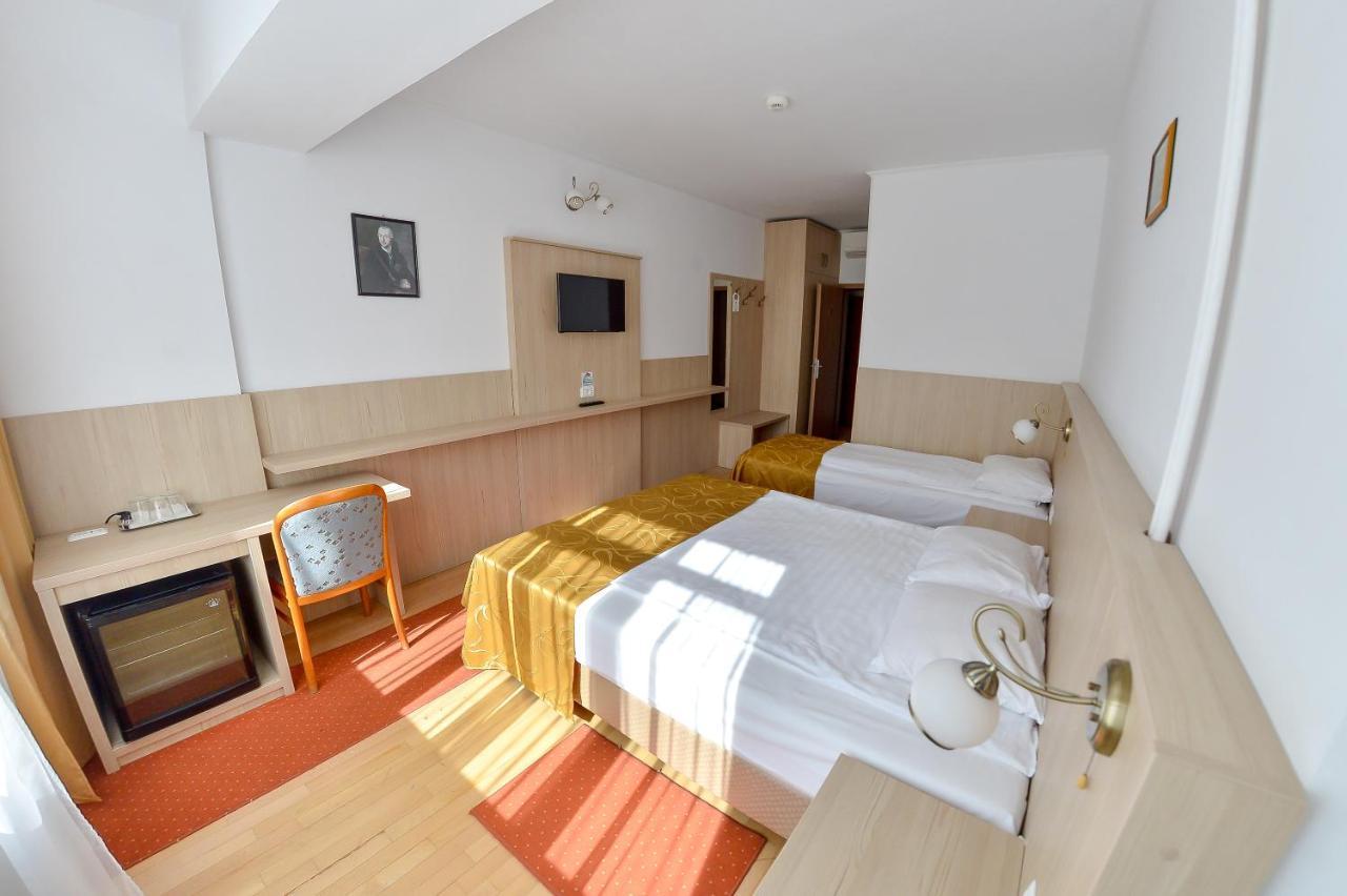 Hotel Gallant Sibiu Exterior photo