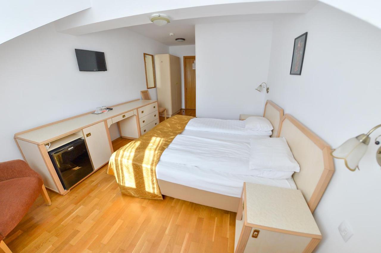 Hotel Gallant Sibiu Exterior photo